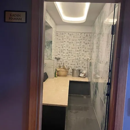 Edwin イスタンブール