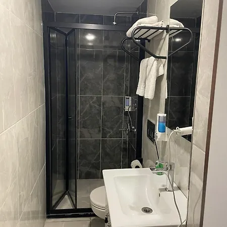 Edwin 3* イスタンブール