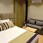 Hotel Edwin 3*