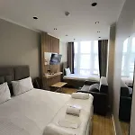 Edwin 3* Istanbul