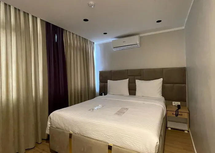 Edwin איסטמבול